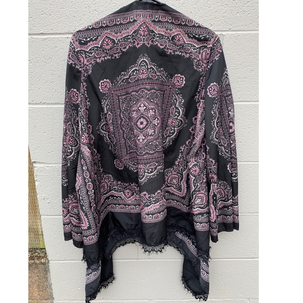 Charlotte Russe Shawl - Picture 2 of 2